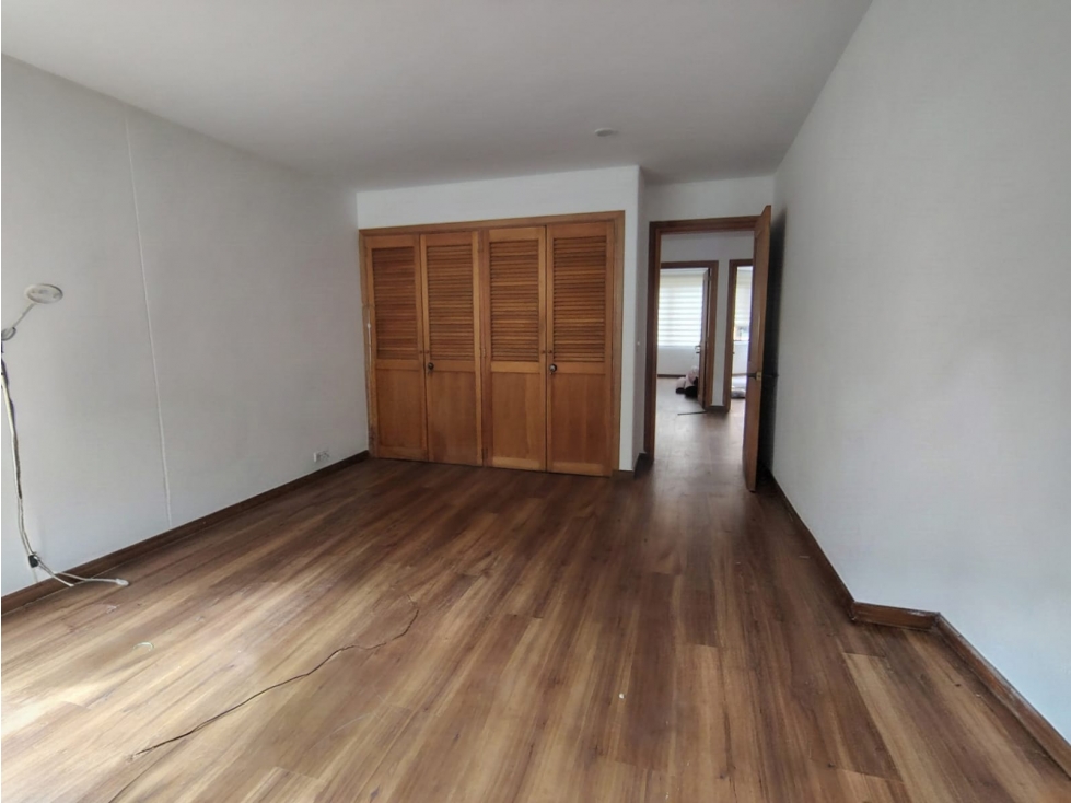 Apartamento en arriendo en Milla De Oro, Medellín · foto 11 de 19