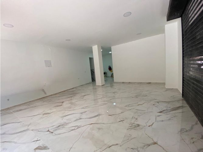 Local en arriendo en El Dorado, Envigado, 55 m² · foto 3 de 14