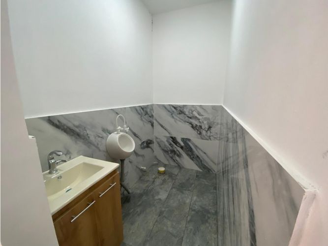 Local en arriendo en El Dorado, Envigado, 55 m² · foto 7 de 14