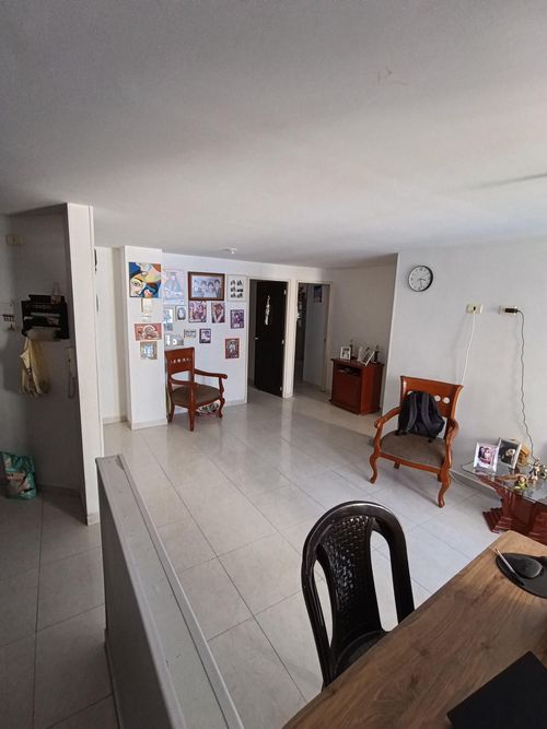 Apartamento de 3 alcobas en venta en Antonia Santos Centro, Bucaramanga, 73 m² · foto 2 de 11