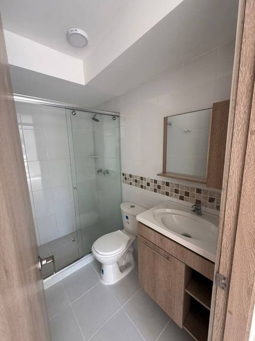 Apartamento de 2 alcobas en venta en Ricaurte, 54 m² · foto 22 de 24