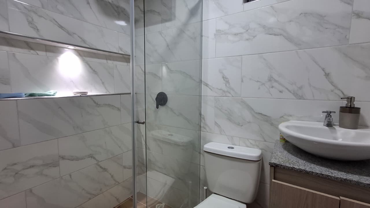Casa en venta en Kennedy Central, Bogotá · foto 6 de 24
