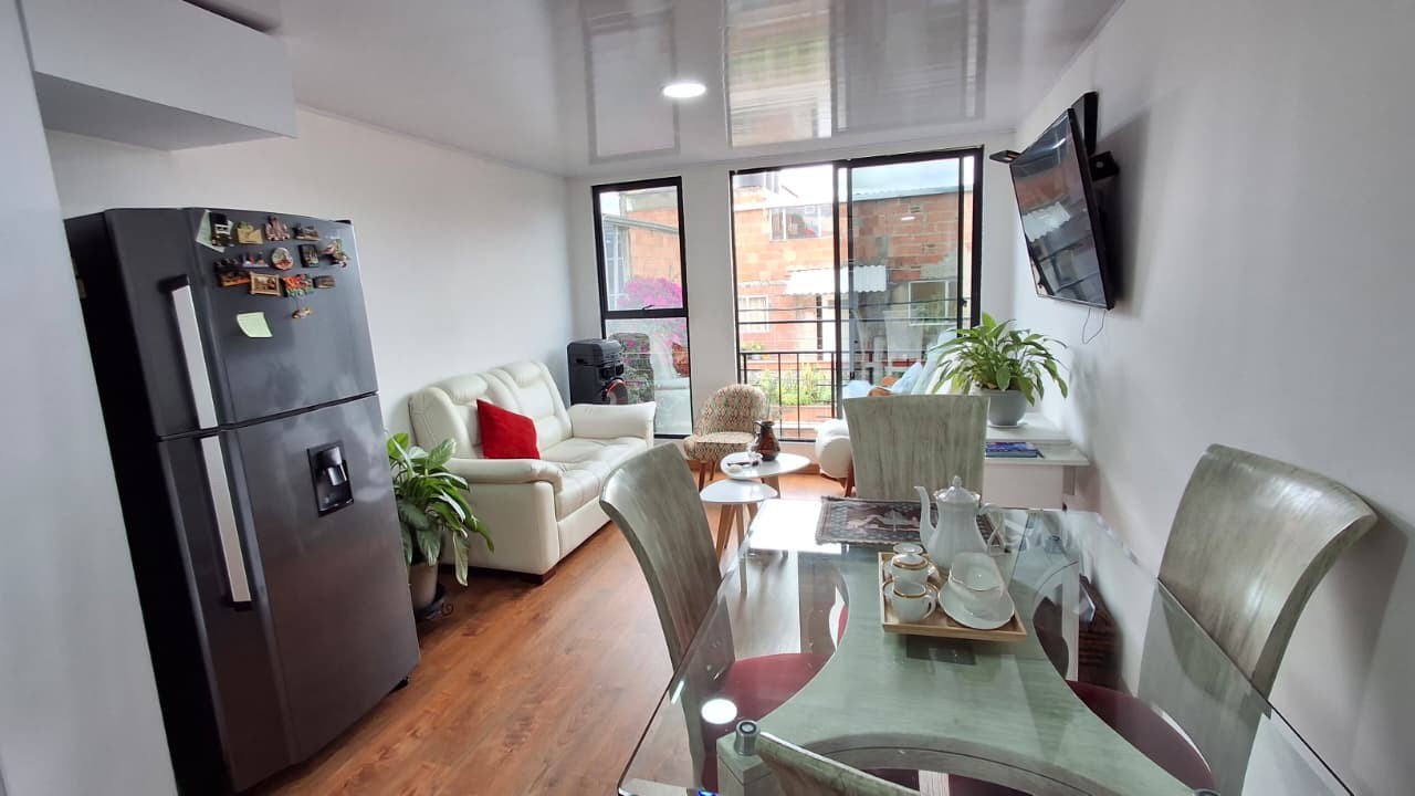 Casa en venta en Kennedy Central, Bogotá · foto 2 de 24