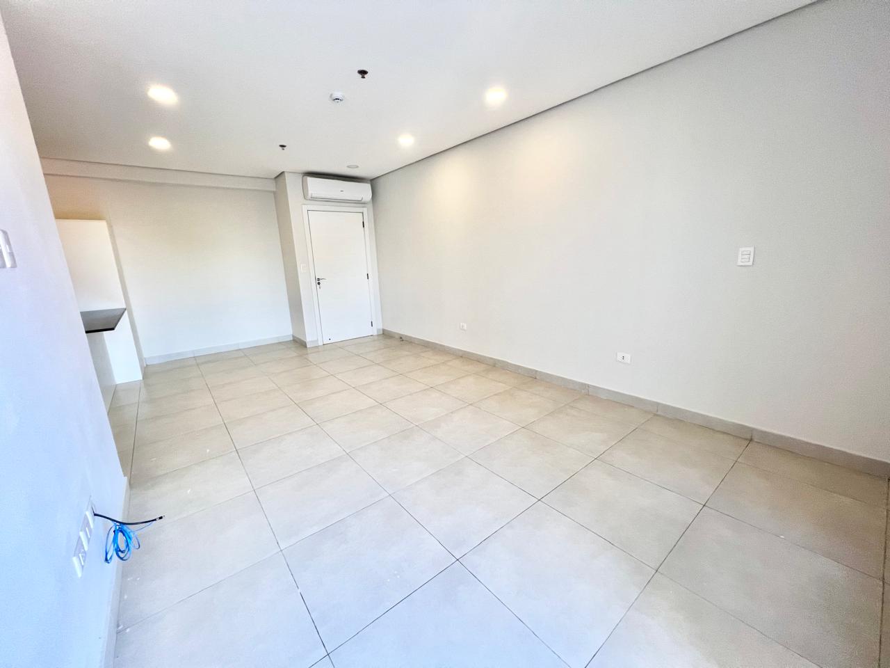 En Alquiler Departamento de 3 Habitaciones en Sajonia A524 — foto 3