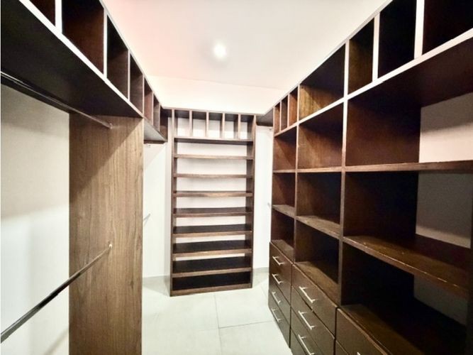 Casa de 3 alcobas en venta en Cristales, Cali, 450 m² · foto 14 de 23