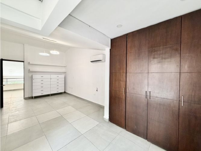 Casa de 3 alcobas en venta en Cristales, Cali, 450 m² · foto 18 de 23