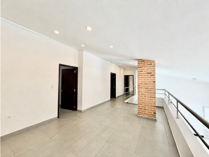 Casa de 3 alcobas en venta en Cristales, Cali, 450 m² · foto 19 de 23