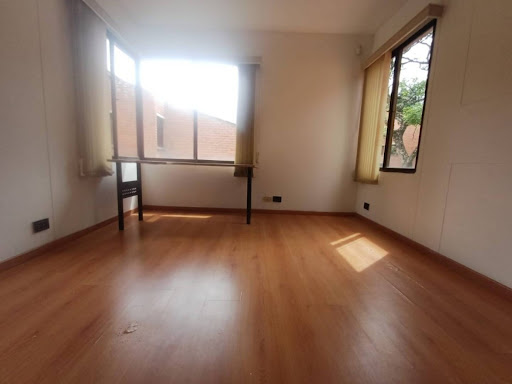 Casa en arriendo en La Calera, Medellín · foto 9 de 24