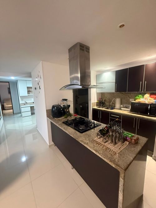 Apartamento de 3 alcobas en venta en Lagos Del Cacique, Bucaramanga, 97 m² · foto 4 de 20