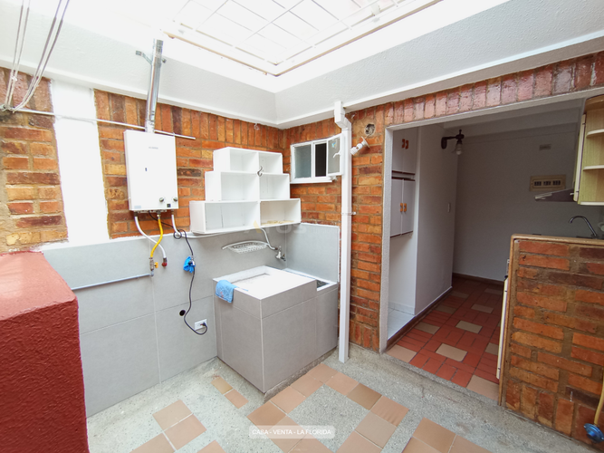 Casa de 3 alcobas en venta en La Florida, Tunja, 140 m² · foto 9 de 23