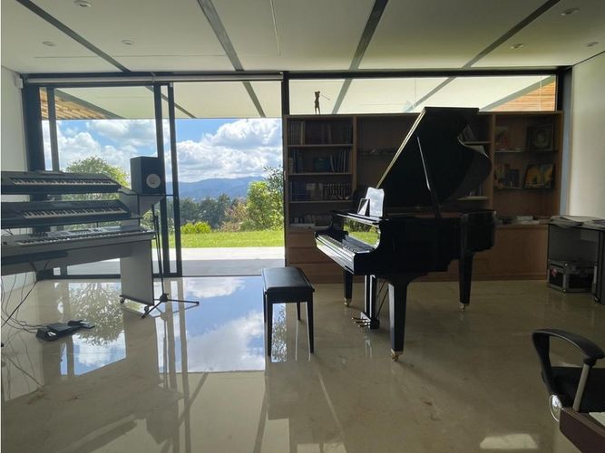 Casa de 4 alcobas en venta en Las Palmas, Envigado, 487 m² · foto 22 de 23