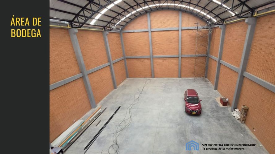 Bodega en arriendo en Zona Centro, Madrid, 765 m² · foto 2 de 14