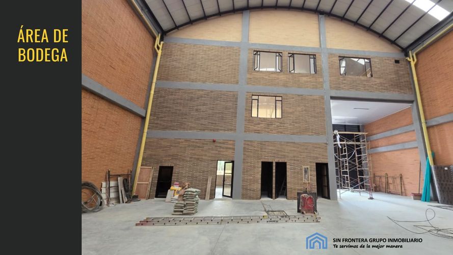 Bodega en arriendo en Zona Centro, Madrid, 765 m² · foto 3 de 14