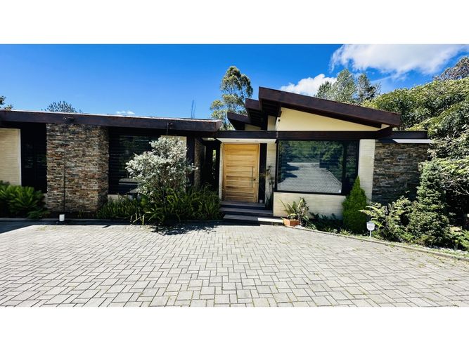 Casa de 3 alcobas en venta en Pantanillo, El Retiro, 270 m² · foto 2 de 24