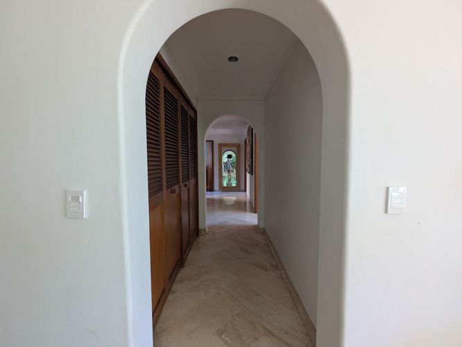 Apartamento de 4 alcobas en arriendo en El Castillo, Medellín, 260 m² · foto 10 de 14