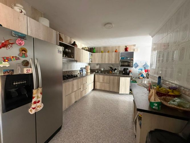 Casa de 5 alcobas en venta en Cabecera Del Llano, Bucaramanga, 410 m² · foto 20 de 21