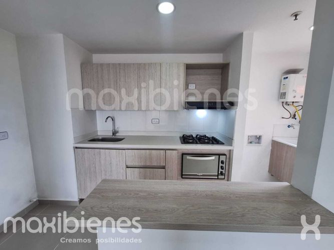 Apartamento de 3 alcobas en venta en Toledo, La Estrella, 68 m² · foto 3 de 13