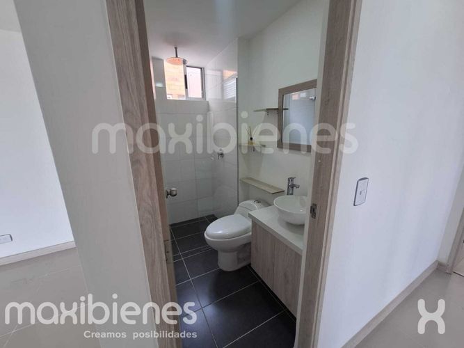 Apartamento de 3 alcobas en venta en Toledo, La Estrella, 68 m² · foto 11 de 13