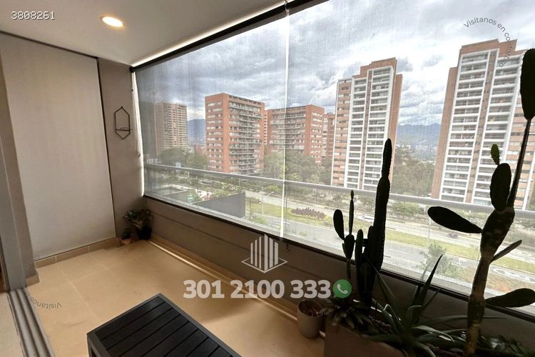 Apartamento de 3 alcobas en arriendo en Los Balsos, Medellín, 110 m² · foto 5 de 24