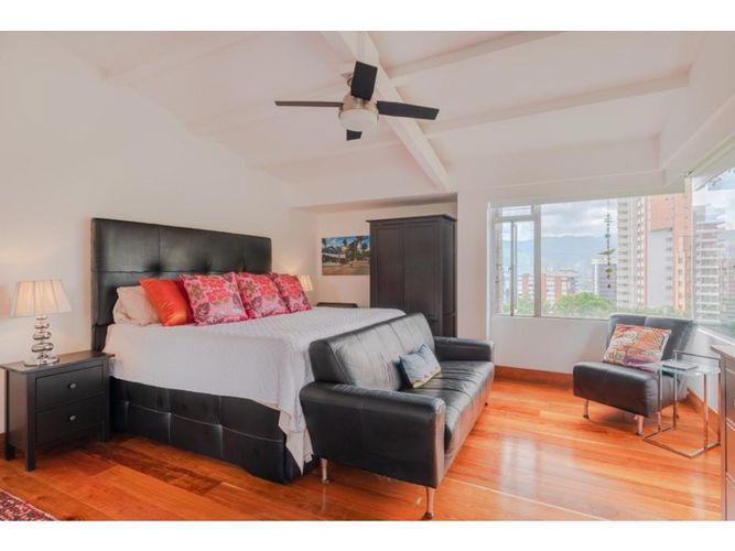 Apartamento de 2 alcobas en venta en El Poblado, Medellín, 230 m² · foto 9 de 15