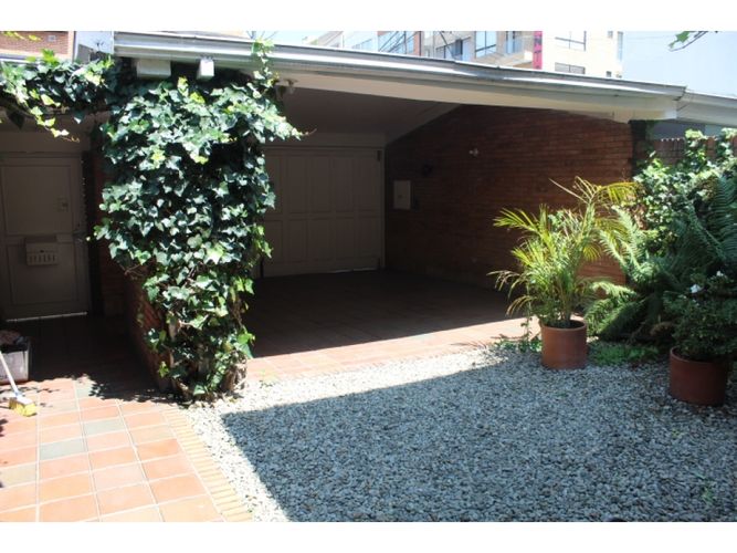Casa en venta en Santa Barbara Central, Bogotá · foto 4 de 24