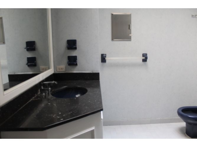 Casa en venta en Santa Barbara Central, Bogotá · foto 12 de 24