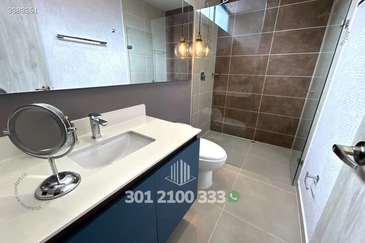 Apartamento de 3 alcobas en arriendo en Los Balsos, Medellín, 110 m² · foto 23 de 24