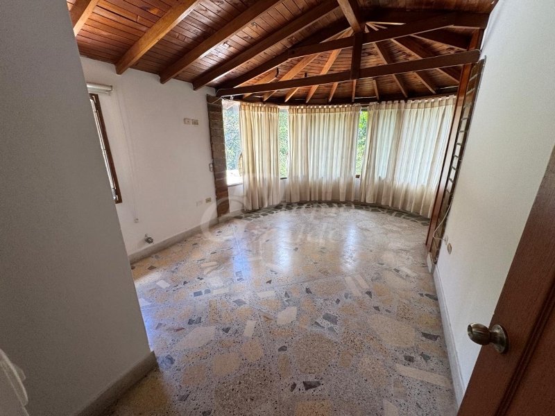 Casa en arriendo en El Trianon, Envigado · foto 4 de 20