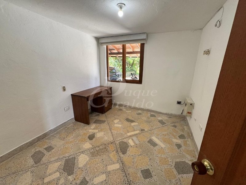 Casa en arriendo en El Trianon, Envigado · foto 7 de 20