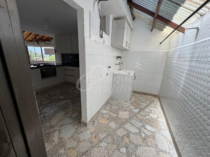 Casa en arriendo en El Trianon, Envigado · foto 18 de 20