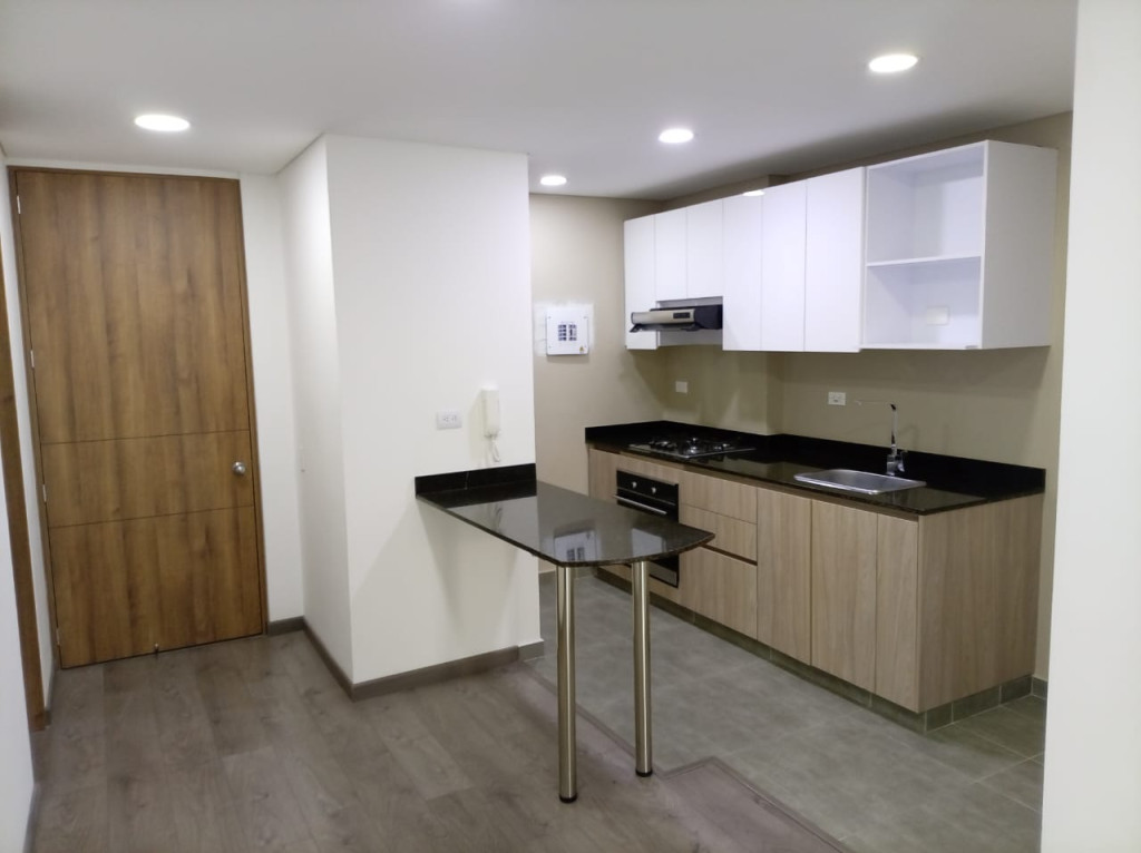 Apartamento en venta en Los Andes, Bogotá · foto 2 de 18
