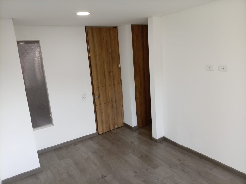 Apartamento en venta en Los Andes, Bogotá · foto 7 de 18