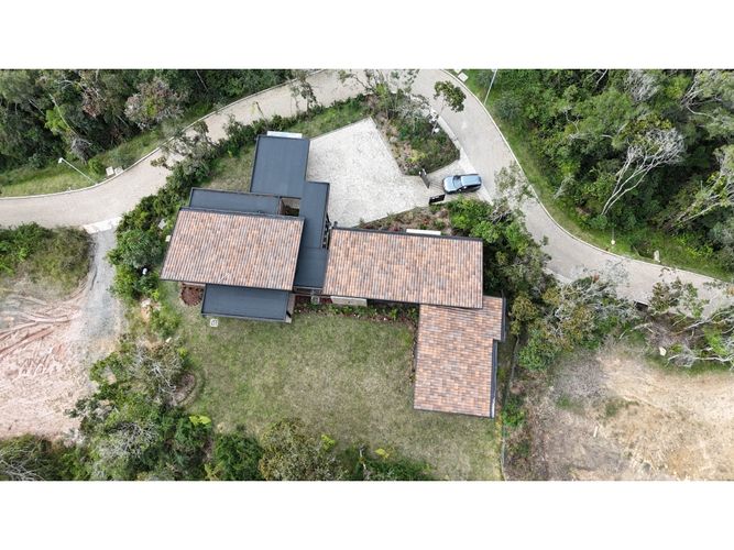 Casa de 3 alcobas en venta en Pantanillo, El Retiro, 332 m² · foto 3 de 24