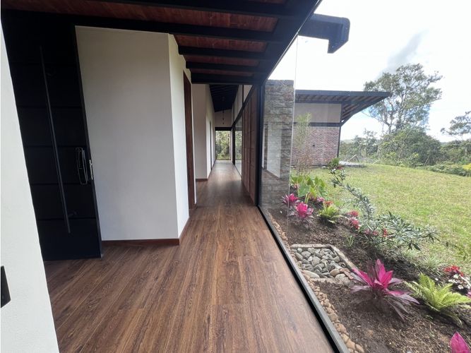 Casa de 3 alcobas en venta en Pantanillo, El Retiro, 332 m² · foto 16 de 24