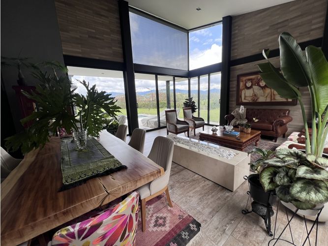 Casa de 4 alcobas en venta en Pantanillo, El Retiro, 420 m² · foto 3 de 24