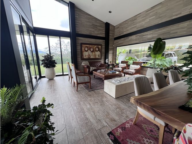 Casa de 4 alcobas en venta en Pantanillo, El Retiro, 420 m² · foto 4 de 24