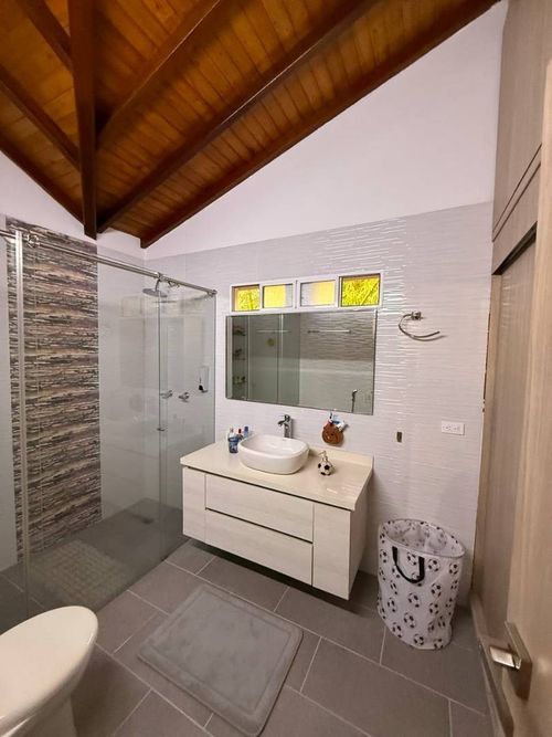 Casa de 5 alcobas en venta en Cañaveral, Floridablanca, 320 m² · foto 10 de 21