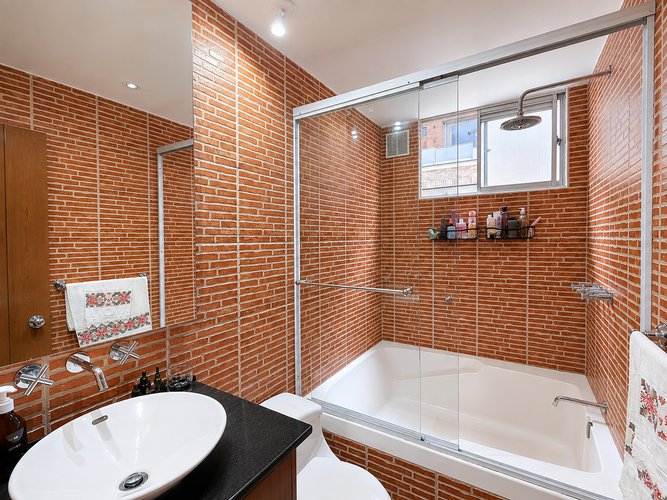 Apartamento de 2 alcobas en venta en Chicó Navarra, Bogotá, 96 m² · foto 14 de 17