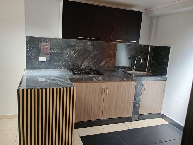 Casa de 7 alcobas en venta en Jardin Et. I, Ibagué, 98 m² · foto 2 de 17