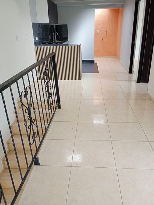 Casa de 7 alcobas en venta en Jardin Et. I, Ibagué, 98 m² · foto 5 de 17