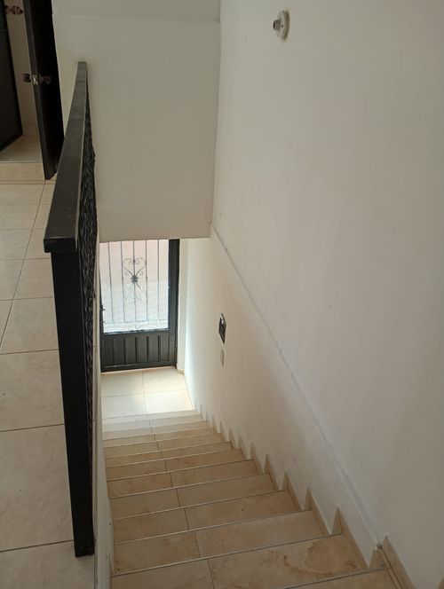 Casa de 7 alcobas en venta en Jardin Et. I, Ibagué, 98 m² · foto 10 de 17