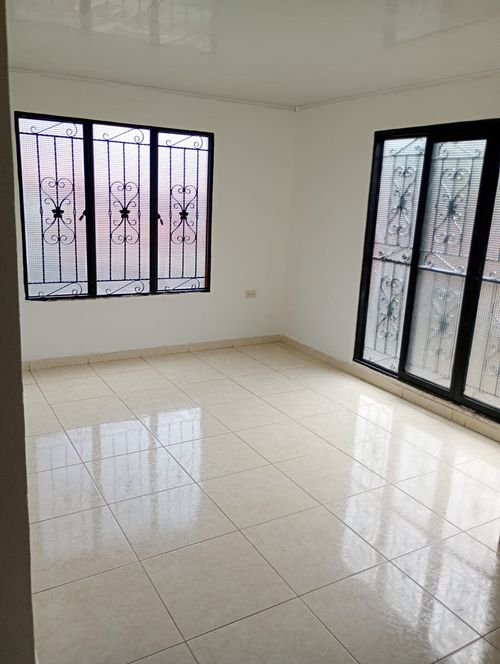 Casa de 7 alcobas en venta en Jardin Et. I, Ibagué, 98 m² · foto 12 de 17