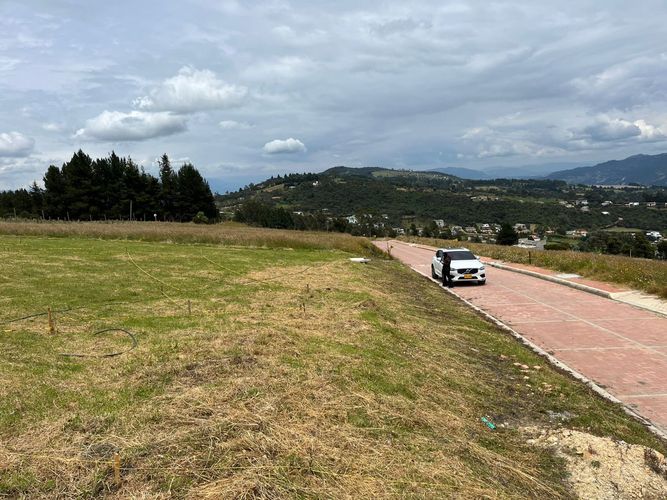 Lote en venta en Yerbabuena, Sopó, 1964 m² · foto 3 de 5