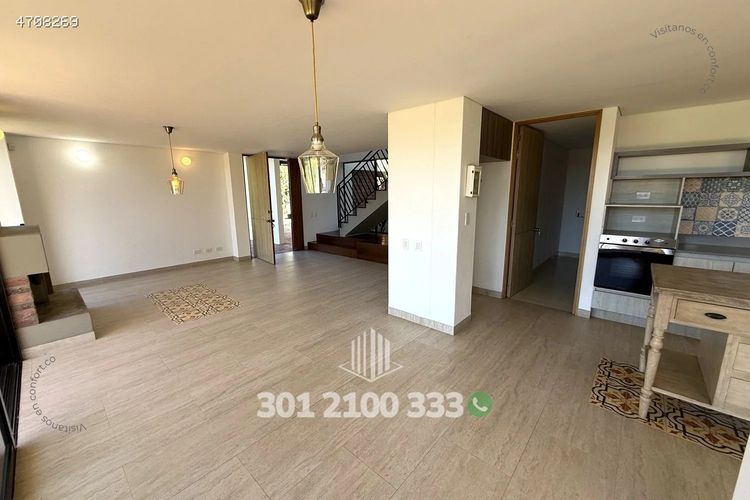 Casa de 4 alcobas en venta en Lomitas, La Ceja, 309 m² · foto 7 de 24