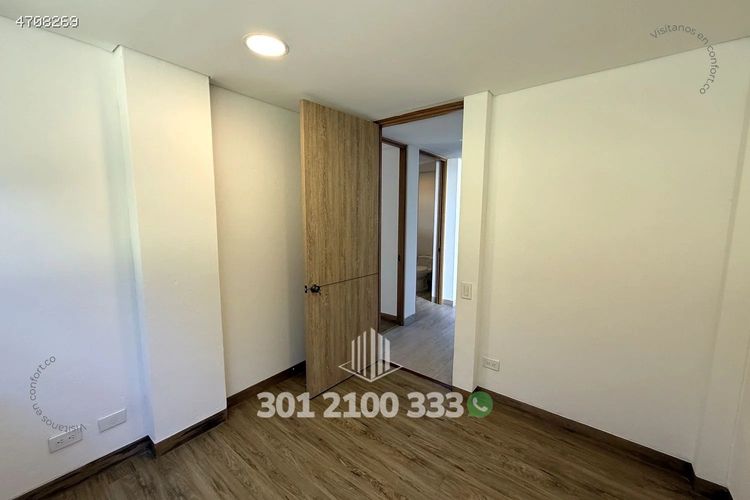 Casa de 4 alcobas en venta en Lomitas, La Ceja, 309 m² · foto 14 de 24
