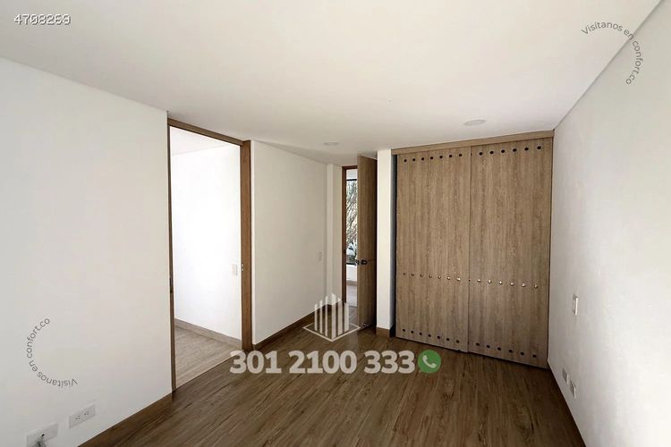 Casa de 4 alcobas en venta en Lomitas, La Ceja, 309 m² · foto 16 de 24