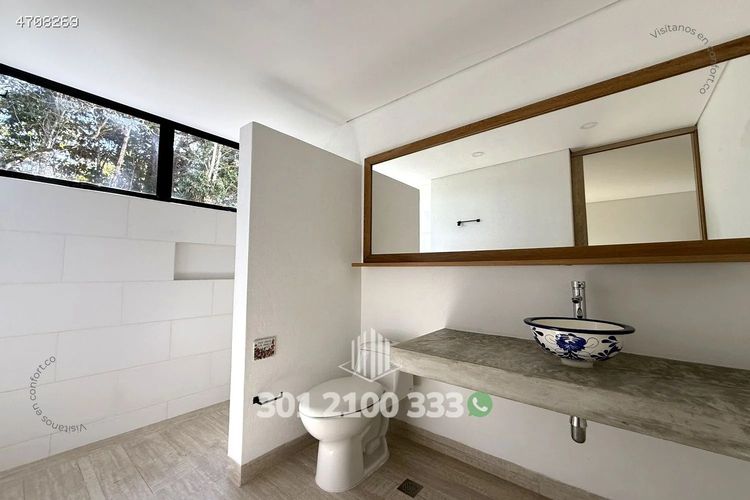Casa de 4 alcobas en venta en Lomitas, La Ceja, 309 m² · foto 17 de 24