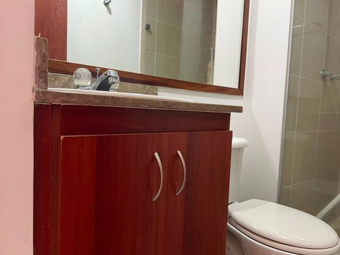 Apartamento de 3 alcobas en arriendo en Loma Del Esmeraldal, Envigado, 85 m² · foto 13 de 14