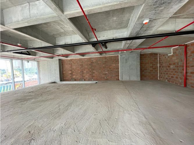 Local en arriendo en El Poblado, Medellín, 248 m² · foto 2 de 17