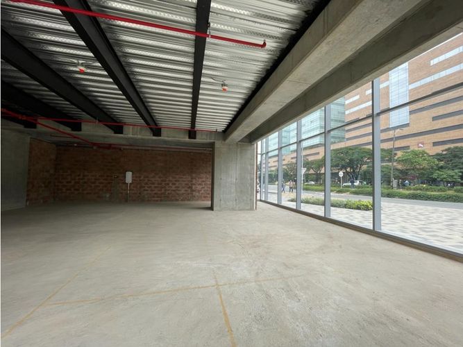 Local en arriendo en El Poblado, Medellín, 248 m² · foto 6 de 17